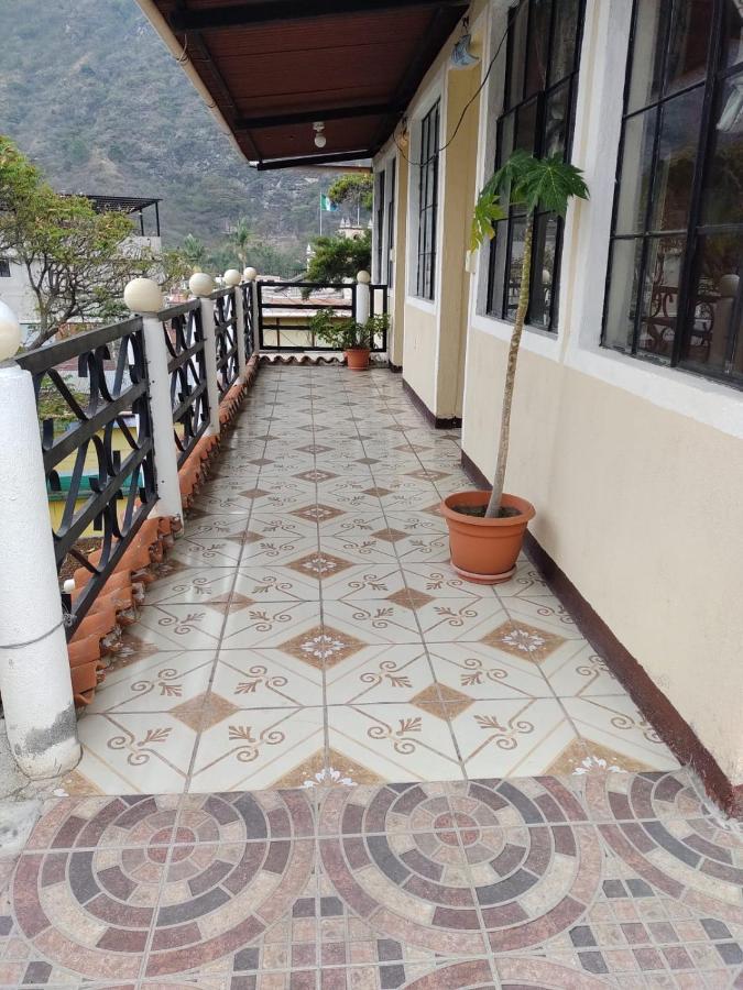 Casa Elefante Dormido Hotel Panajachel Exterior photo